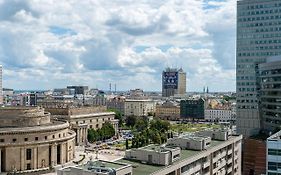 Sliska 3 - Studio - 100M Od Zlotych Tarasow Oraz 200M Od Dworca Centralnego, Piekny Widok Na Panorame Warszawy - Wifi - Smart Tv 55 Cali - Better Rental